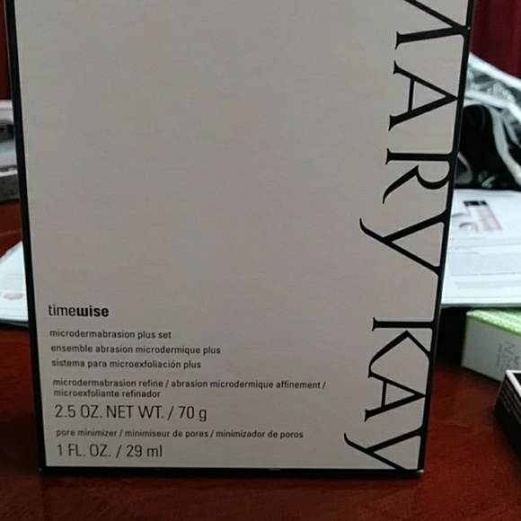Mary kay - Picture 2 of 2